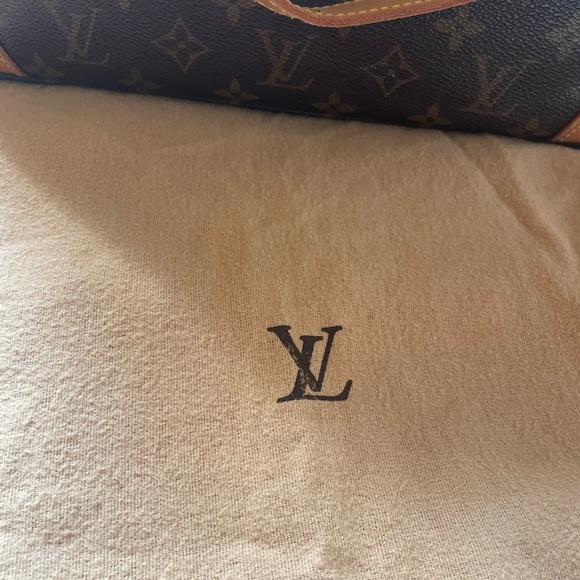 Louis Vuitton Boulogne 35 Monogram February 2001 date code Authentic - Picture 3 of 15